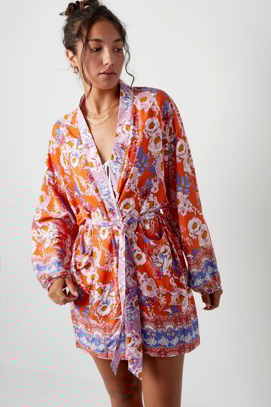 Kimono corto flores naranjas - multi Imagen2